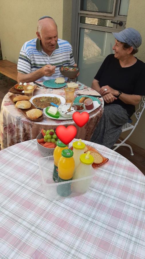 Pensjonat Galit'S Zimmer Sha'alvim Zewnętrze zdjęcie