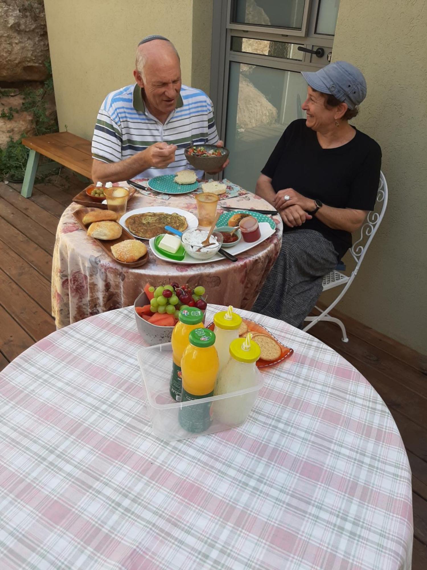 Pensjonat Galit'S Zimmer Sha'alvim Pokój zdjęcie